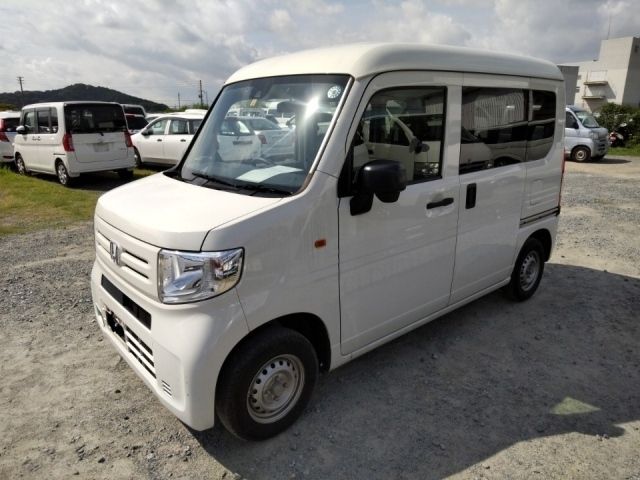 3523 Honda N van JJ1 2019 г. (LUM Fukuoka Nyusatsu)